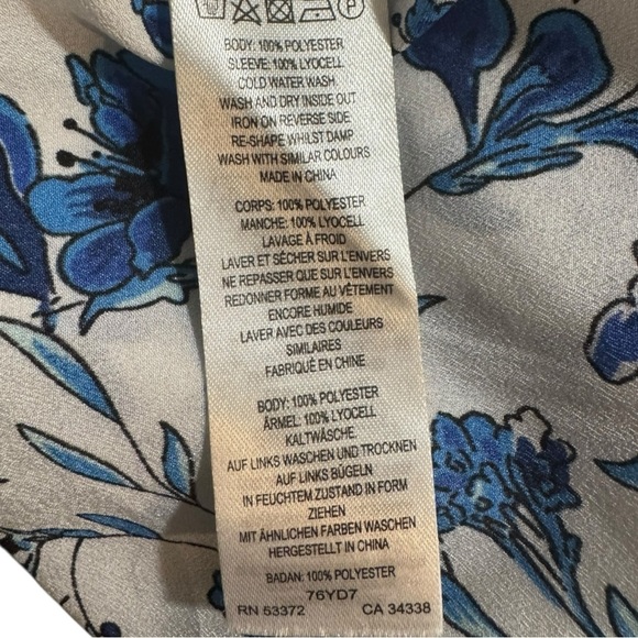 NWOT French Connection Floral Raglan Top S – Blue White Blouse Casual Everyday - Picture 5 of 5
